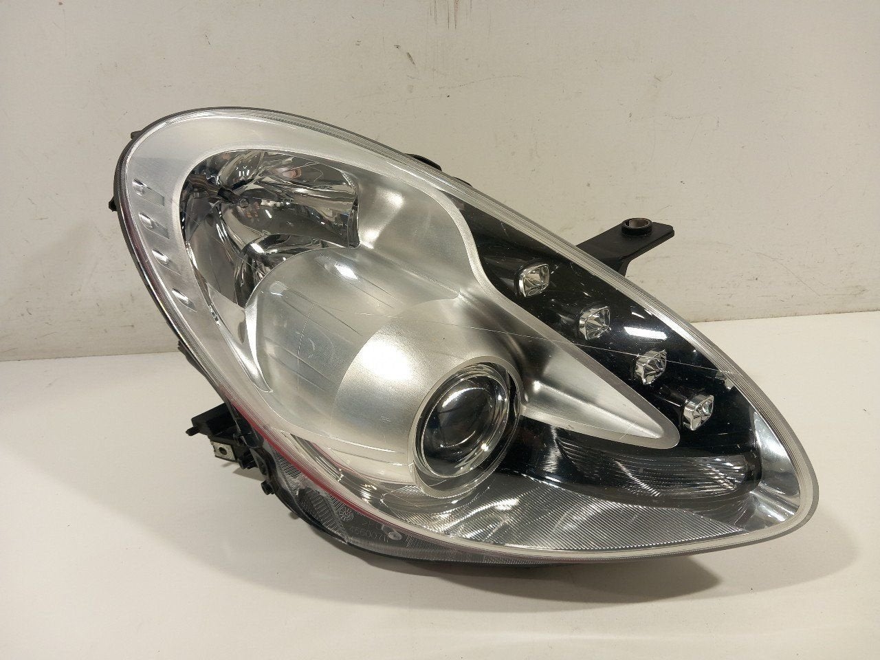 Koplamp rechts Alfa Romeo Giulietta, Onderdelen@venauto.nl, Van der Ven Autorecycling B.V., Ettenseweg 76, 4706 PB Roosendaal, The Netherlands