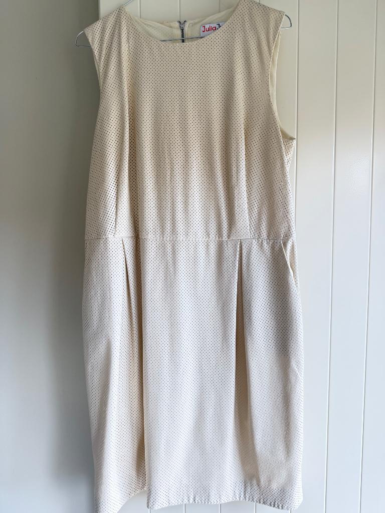 Kleed Julia June, Kleding | Dames, Overige kleuren, Maat 42/44 (L), Ophalen of Verzenden, Julia June
