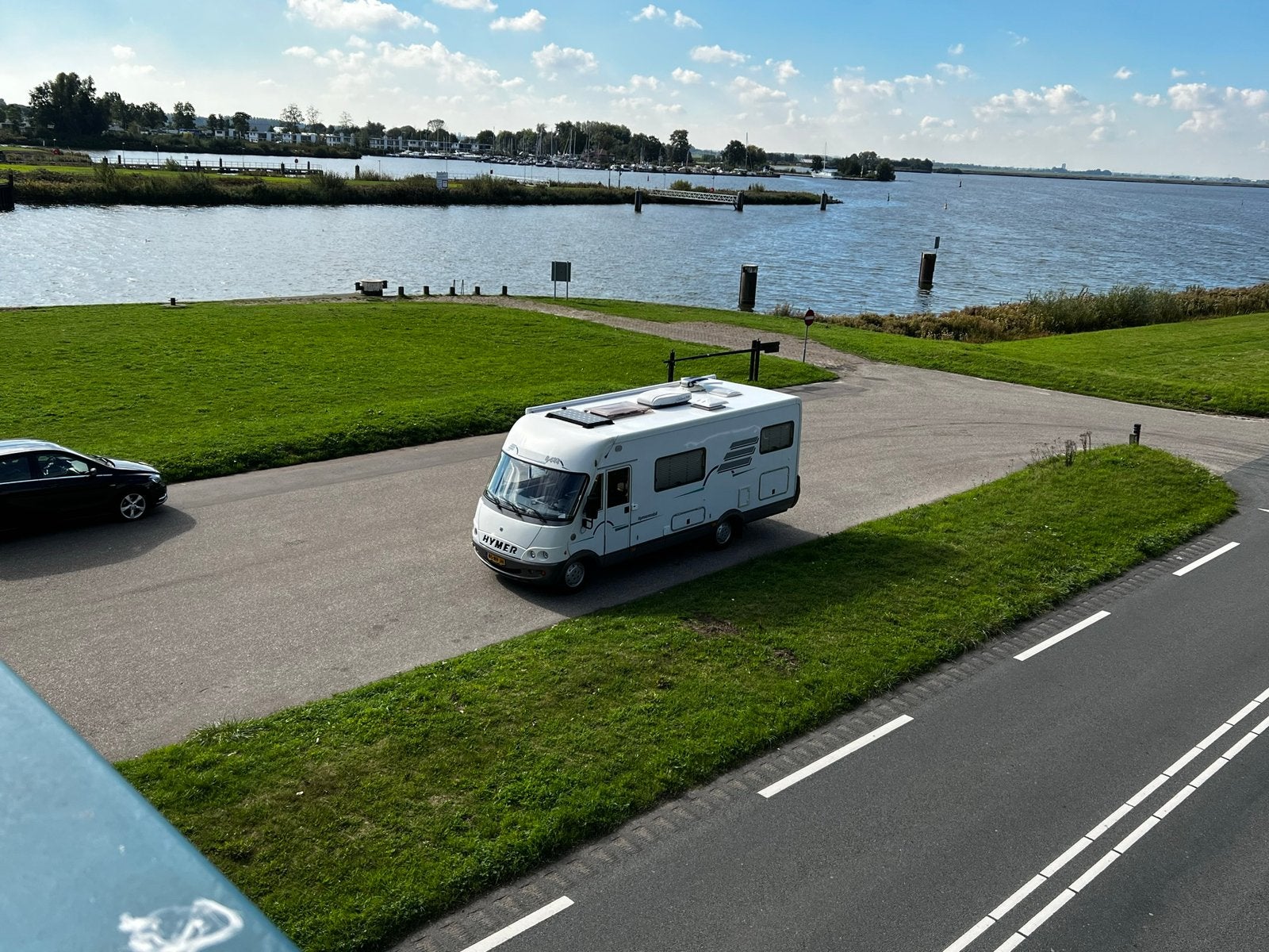 Très beau Hymer B644 permis de conduire B faible kilométrage, Jusqu'à 5, Toilette à cassette, Boîte manuelle, Jusqu'à 4 m