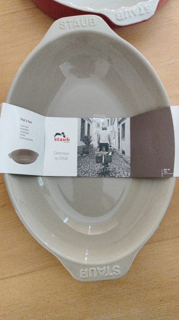 NIEUW STAUB ovenschaal ovaal - 1,6L, Maison & Meubles, Cuisine | Casseroles & Poêles, Sans PFAS, Enlèvement ou Envoi, Neuf, Pierre/céramique