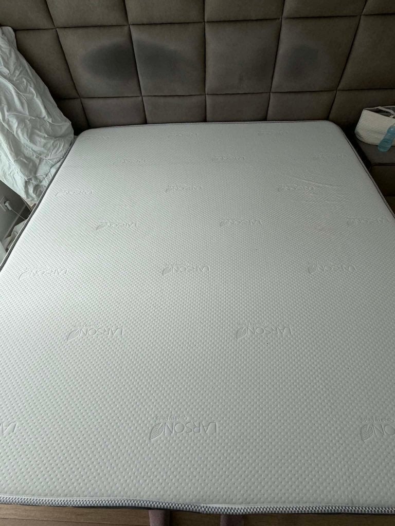Matelas 180 X 200 Larson Oslo comme neuf !, Maison & Meubles, Chambre à coucher | Matelas & Sommiers, Comme neuf, Matelas, 180 cm