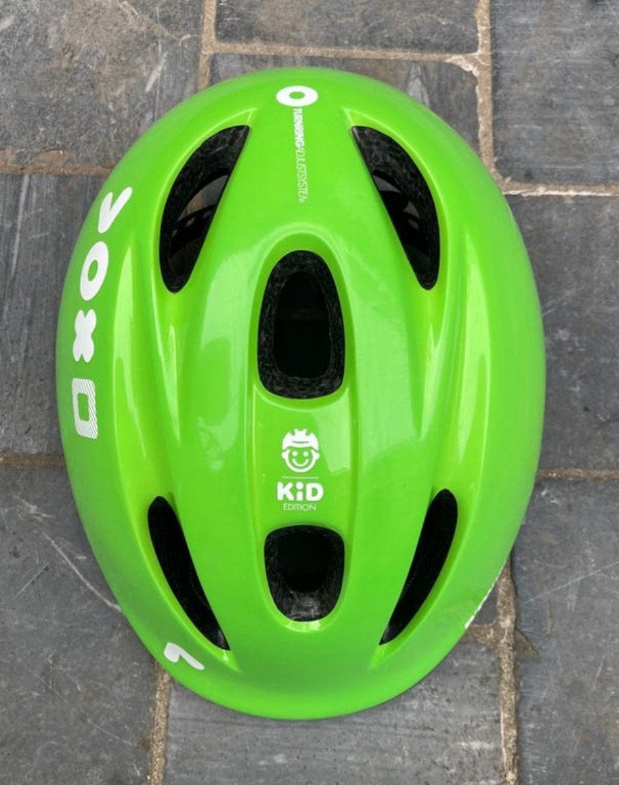 Set van 2 B'Twin kinderhelmen (52-56cm) – Fluo groen, Ophalen, Jongen of Meisje, Overige maten, Zo goed als nieuw