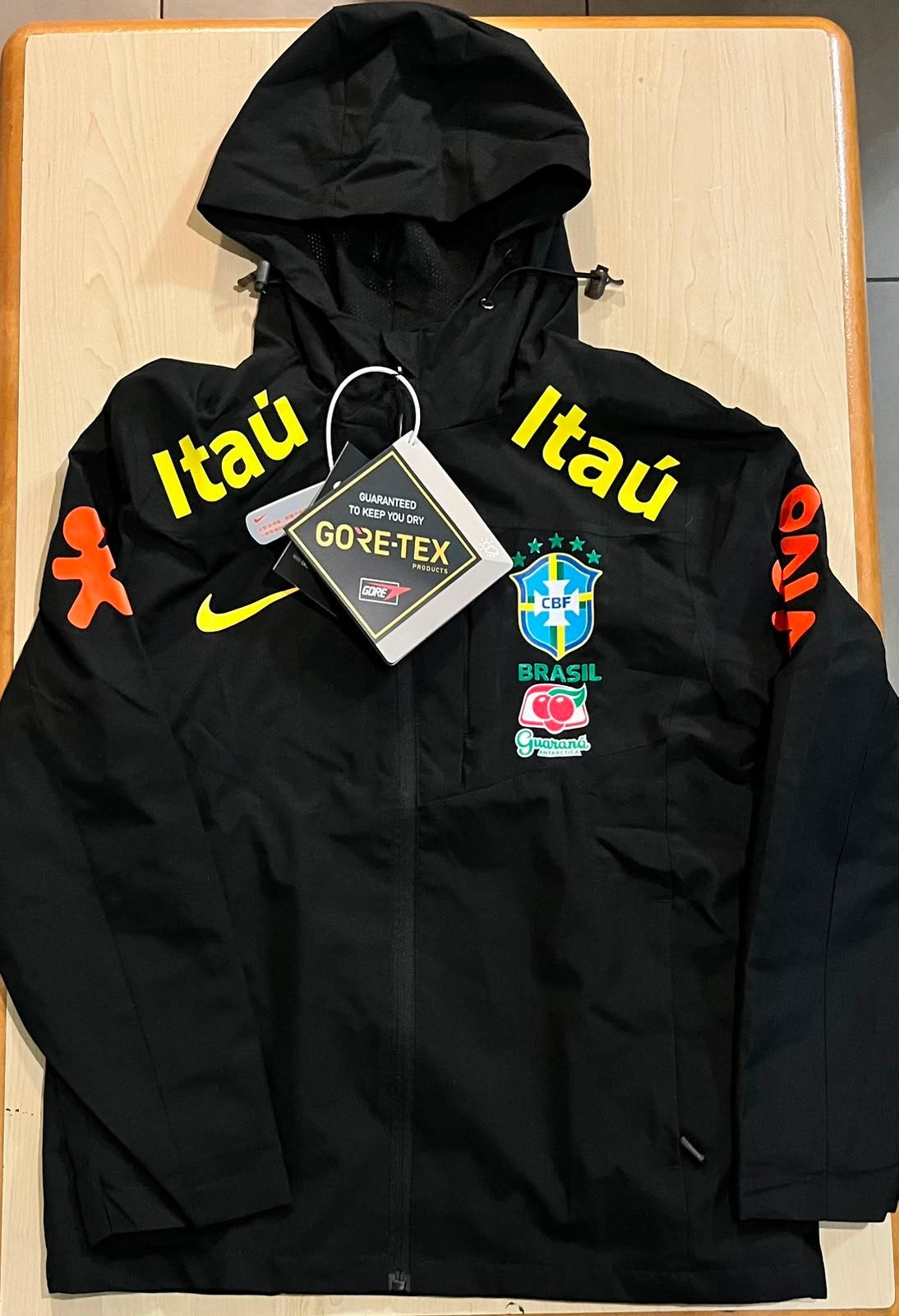 Coupe-vent Brasil, Vêtements | Hommes, Pulls & Vestes, Neuf, Brasil, Enlèvement ou Envoi, Taille 46 (S) ou plus petite
