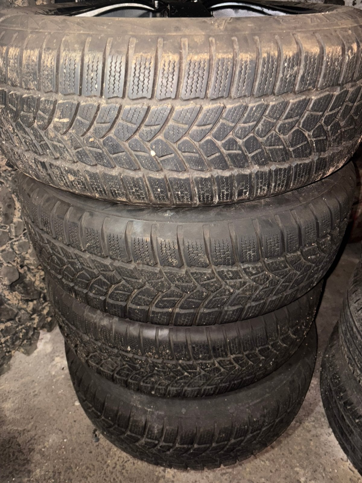 Pneus d'hiver Ford Ecosport sur jantes en acier 195/65/15, Autos : Pièces & Accessoires, 15 pouces, Pneus hiver, Pneu(s), Enlèvement