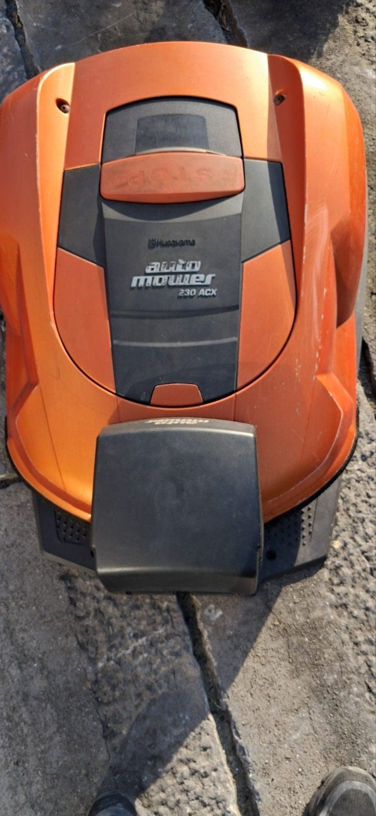 Grasmaaier (robot) Husqvarna 230 ACX, Ophalen
