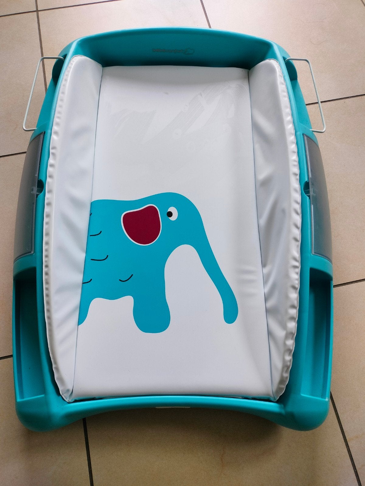 Planche pour changer bébé pour baignoire, Enfants & Bébés, Enlèvement