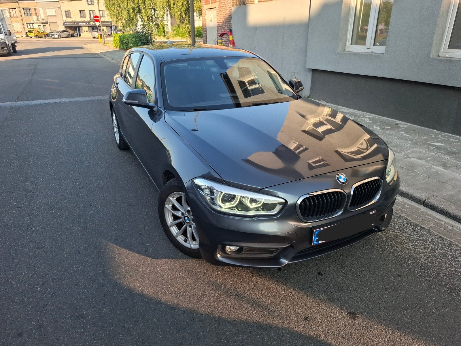 BMW 118i - Entretien BMW - Premiers propriétaires de voiture, 100 kW, Argent ou Gris, Achat, Boîte manuelle