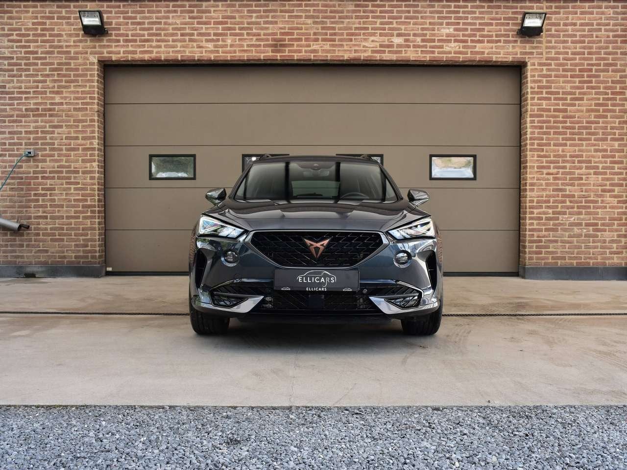 Cupra Formentor 1.4 E-HYBRID PHEV DSG / CARPLAY / GPS / CAM, Auto's, 0 min, Zwart, Formentor, 0 kg