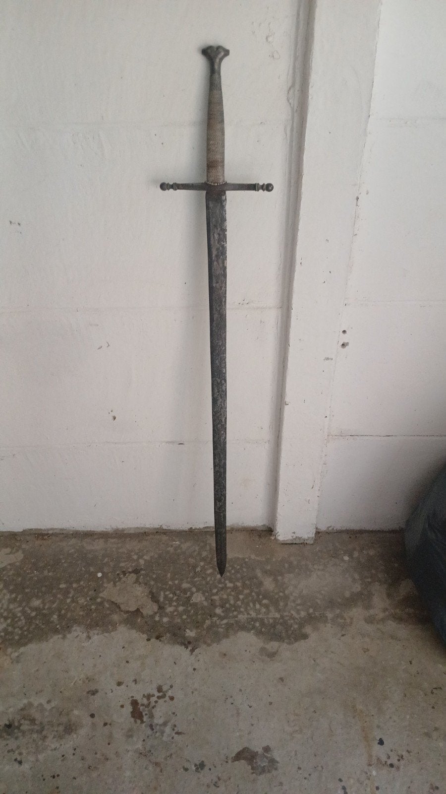 Épée ancienne.