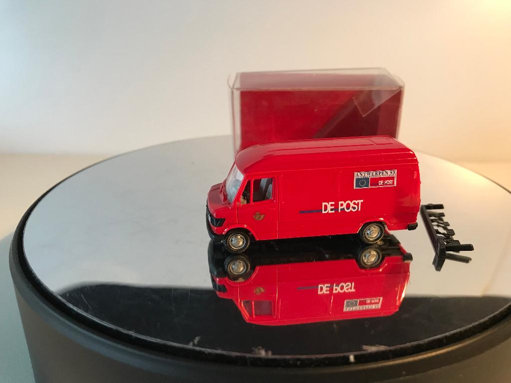 MERCEDES-BENZ - DE POST ANTWERPEN - HERPA - 1:87, Hobby en Vrije tijd, Verzenden, Nieuw, Bus of Vrachtwagen, Herpa