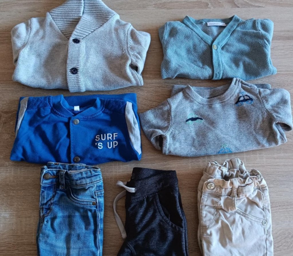 3 Broeken + 4 truien Jongen Maat 86, Kinderen en Baby's, Babykleding | Maat 86, Ophalen, Gebruikt, Jongetje