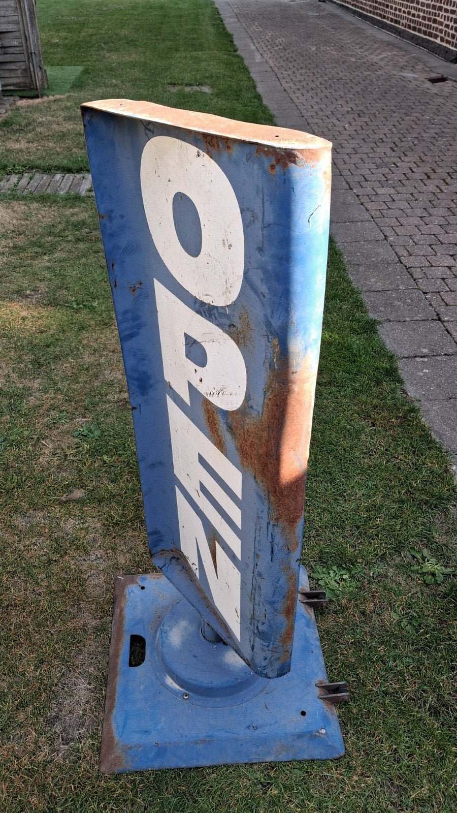Panneau de trottoir rotatif vintage OUVERT., Enlèvement