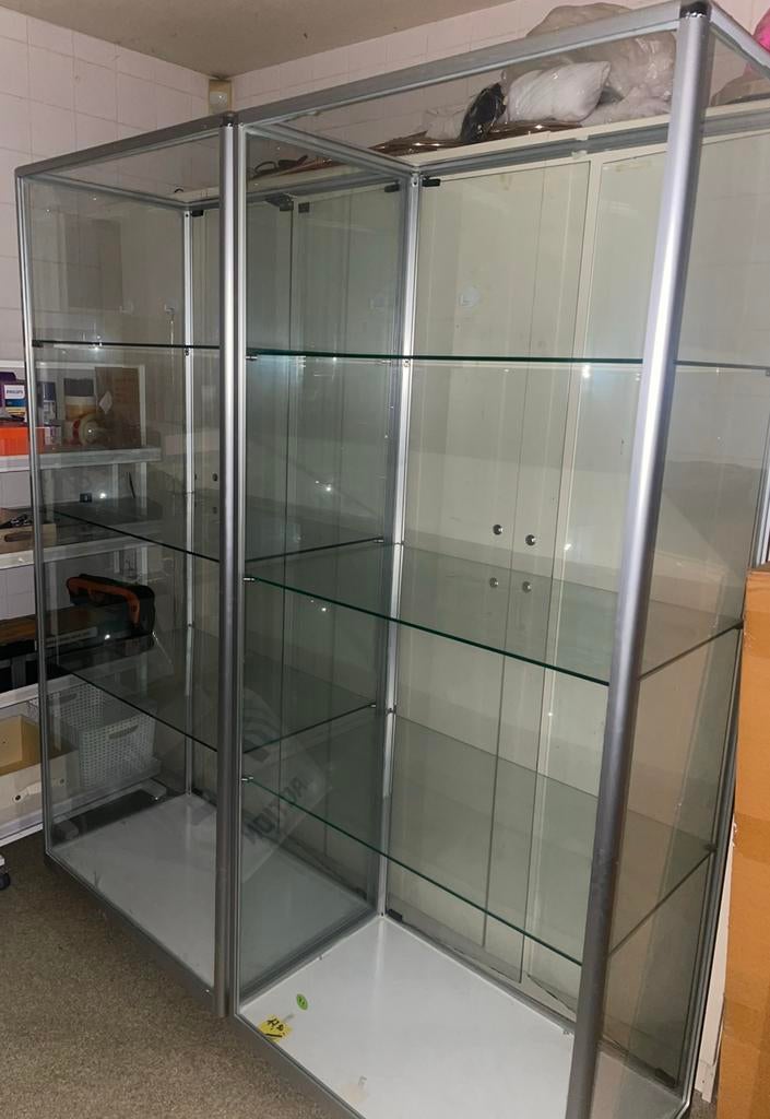 Vitrine kasten €280 voor beiden, Huis en Inrichting, Ophalen