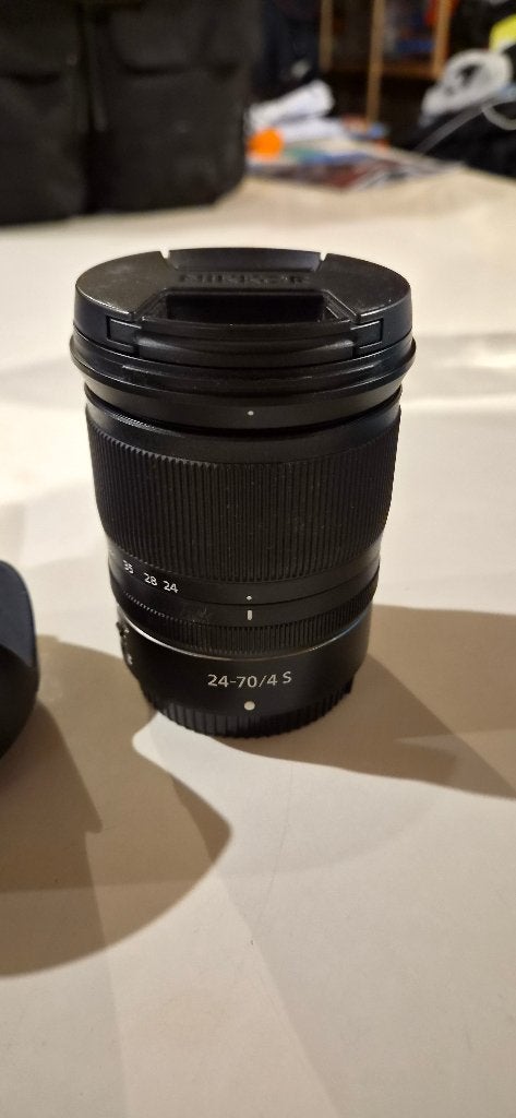 Nikon Z 24-70 F4 S lens, Ophalen, Zonnekap, Nikon Z-mount, Nikon