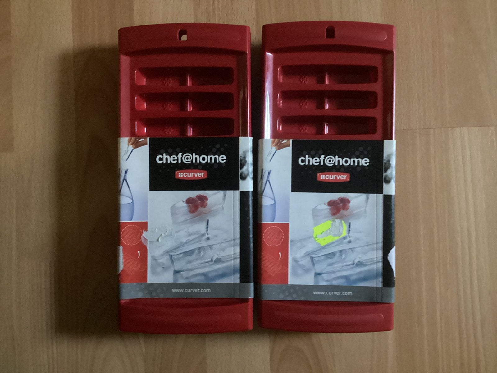 Curver 4 ijsblokvormen - Nieuw, Ophalen of Verzenden, Nieuw, Rood