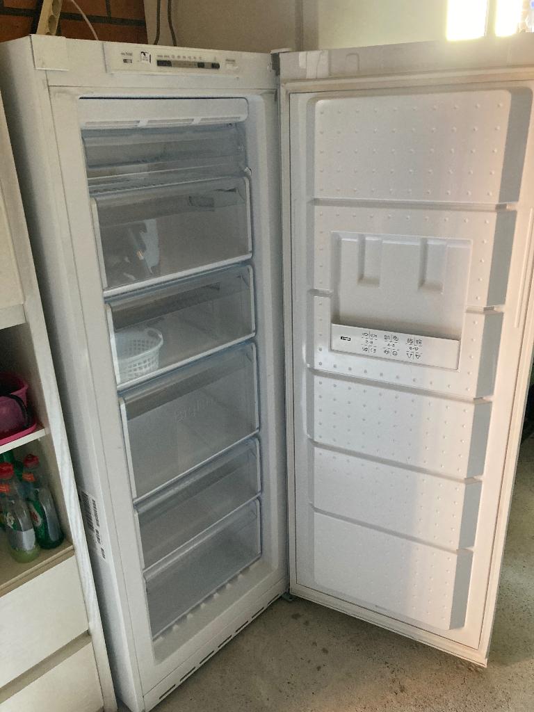 Diepvrieskast, Congélateur, Comme neuf, 60 à 90 cm, Autoportant