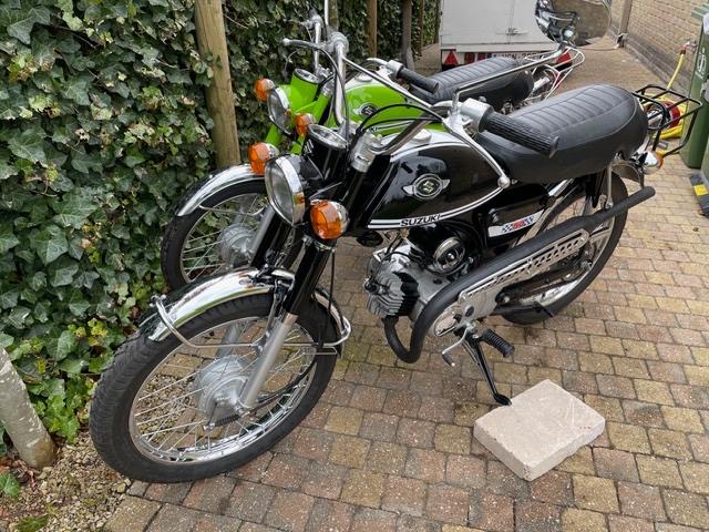 Suzuki AC 50 zwart, Fietsen en Brommers, Ophalen