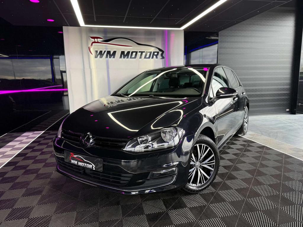 Volkswagen Golf Golf 1.2 TSI Allstar (bj 2016), Auto's, Navigatiesysteem, Gebruikt, 4 cilinders, Zwart