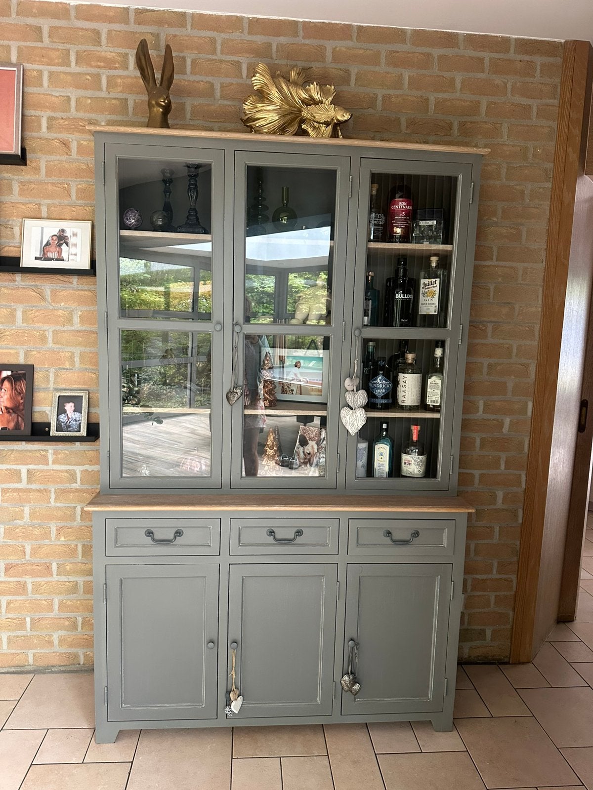 Buffet étroit, Maison & Meubles, Armoires | Buffets, Enlèvement, Comme neuf, Verre, Avec tablette(s)