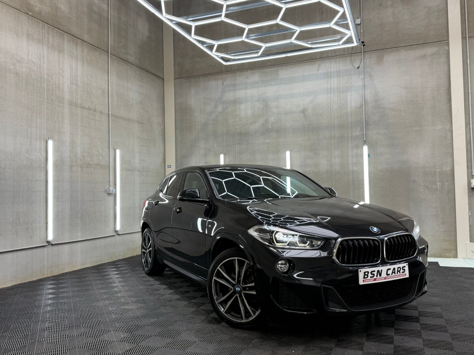 BMW X2/MPACKET/HEADUP/CAMERA/CARPLAY/GARANTIE, Autos, BMW, Essai à domicile, Entreprise, Noir, 5 portes