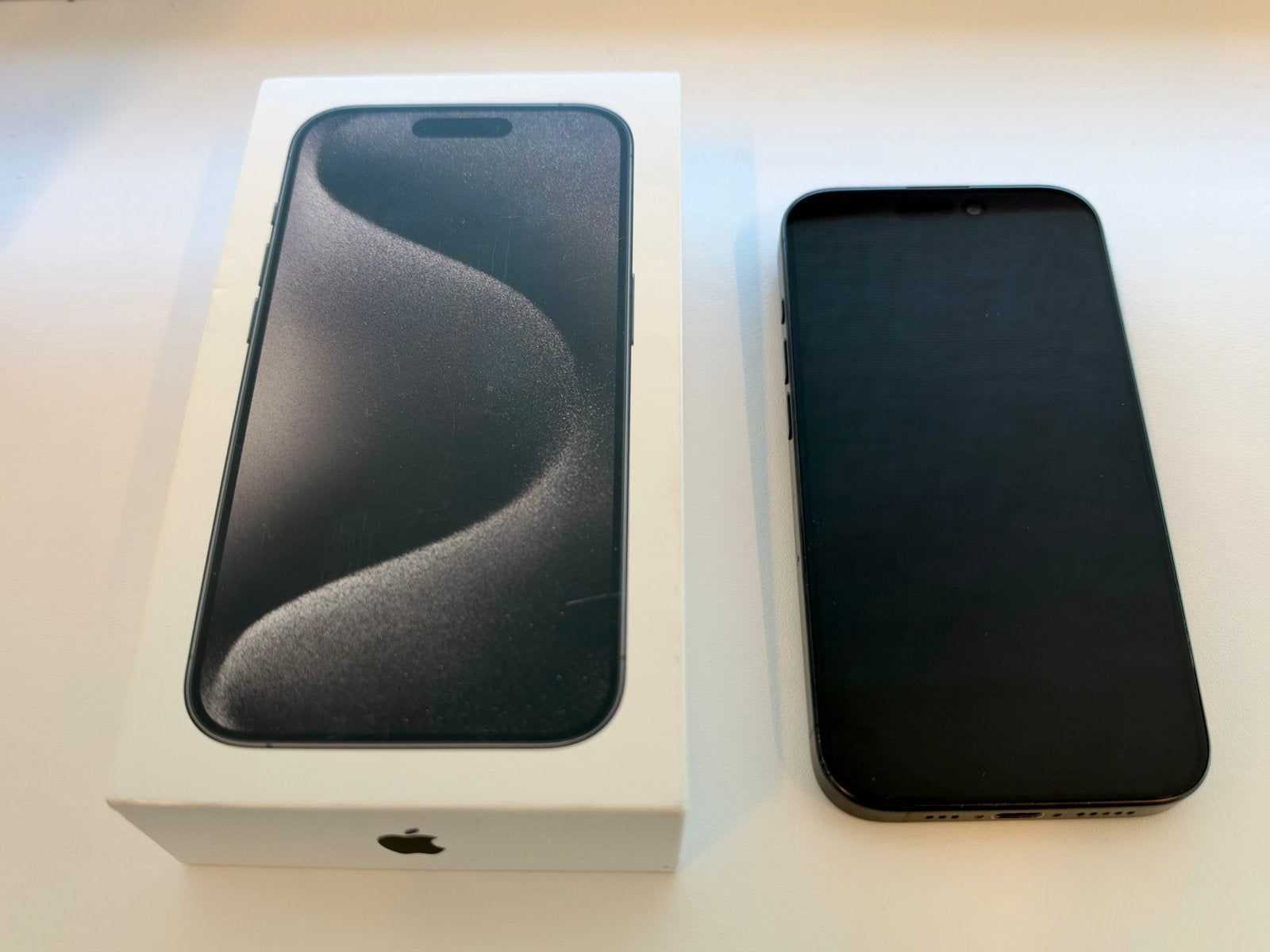 Apple iPhone 15 pro - Black titanium 128 gb, Télécoms, Enlèvement, Comme neuf, IPhone 15