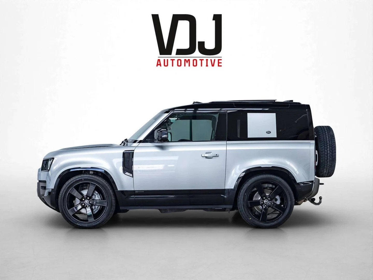 Land Rover Defender MHEV D300 X-Dynamic S|LUCHTVERING|PANO|A, Autos, Land Rover, Argent ou Gris, Achat, Entreprise, Noir