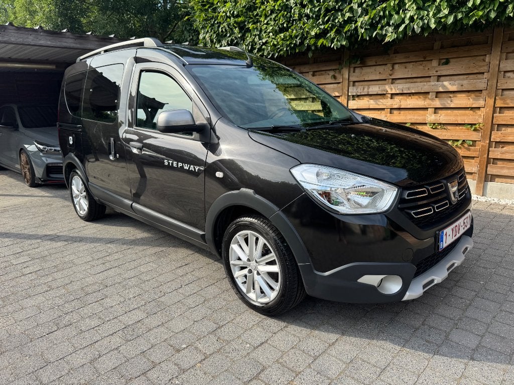 Dacia Dokker diesel 2020, Autos, Dacia, Particulier, Dokker, ABS, Caméra de recul, Airbags, Alarme, Climatisation automatique