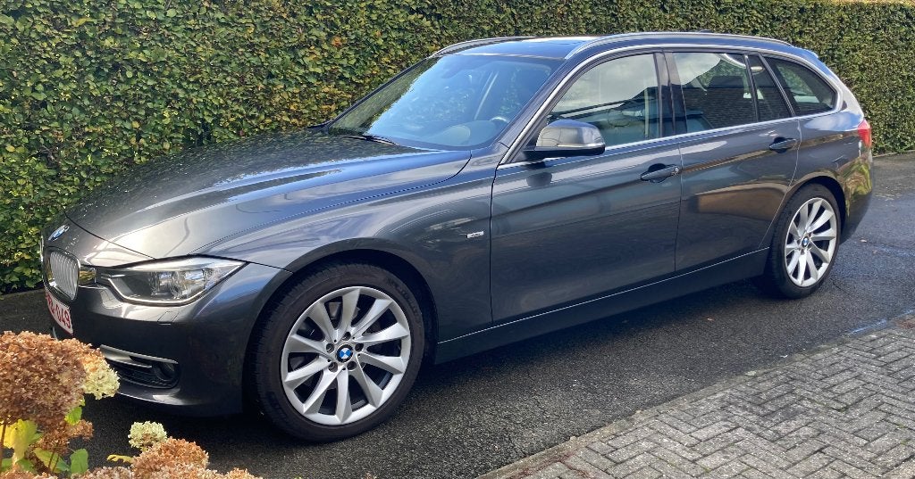 BMW 328i, Autos, Cuir, Euro 6, Noir, 5 portes