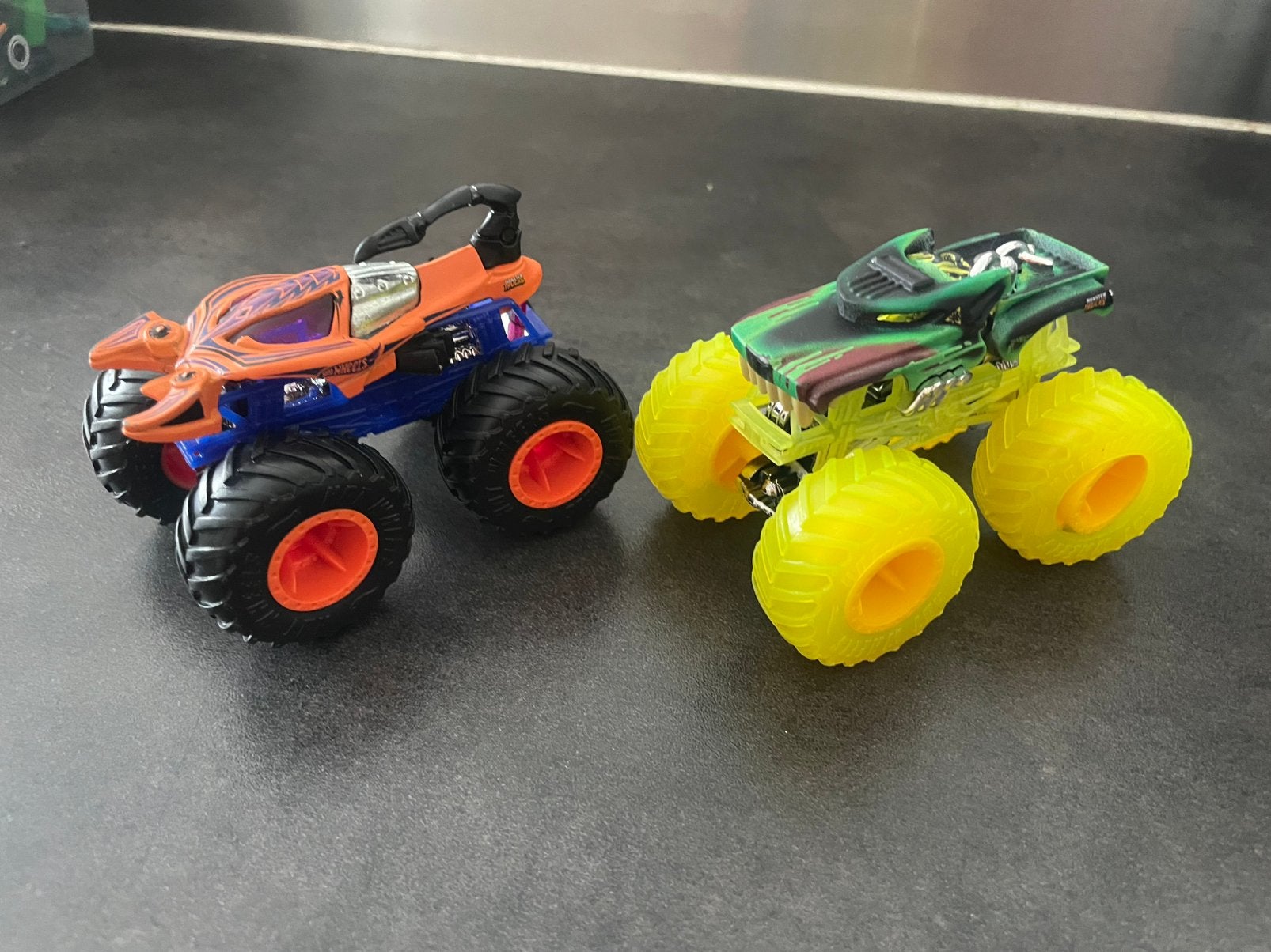 Monstertruck hotwheels, Enfants & Bébés, Enlèvement, Utilisé