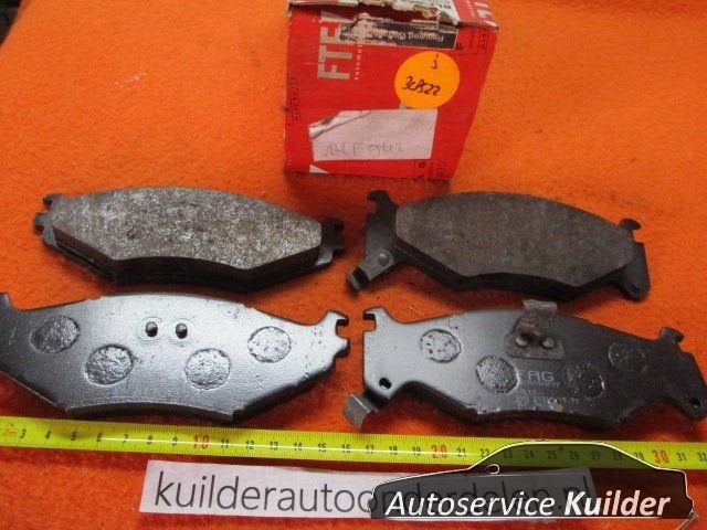 Remblokken voorzijde Chrysler Voyager II  38522  FTE blf942, Neuf, Origine de la pièce connue, -, -
