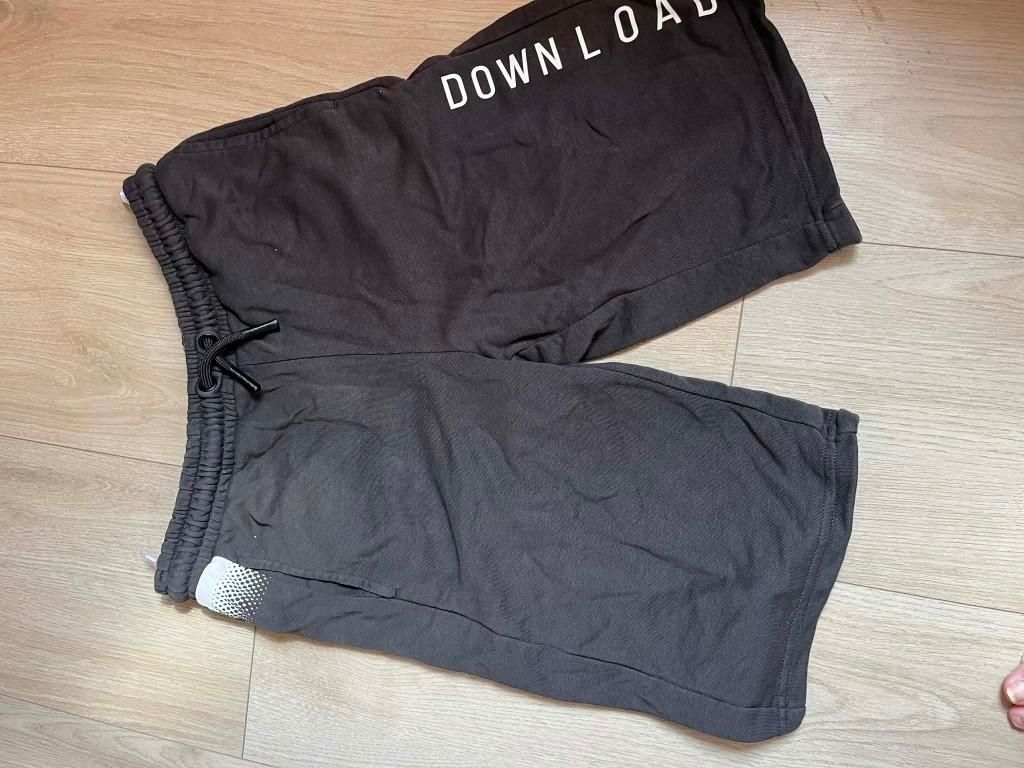 short grijs c&a 170, Kinderen en Baby's, Kinderkleding | Maat 170, Ophalen of Verzenden, Gebruikt, Jongen, Broek
