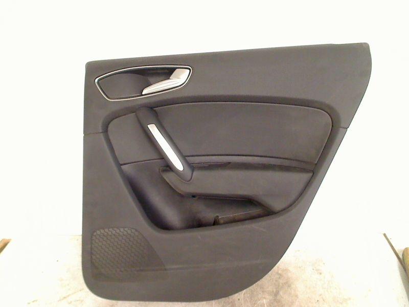 PORTIERBEKLEDING RECHTS ACHTER A1 Sportback (8XA / 8XF), Gebruikt, Dhr. R. de Gouw, Audi, De Bloemendaal 21 21
5221 EB  'S HERTOGENBOSCH, NL