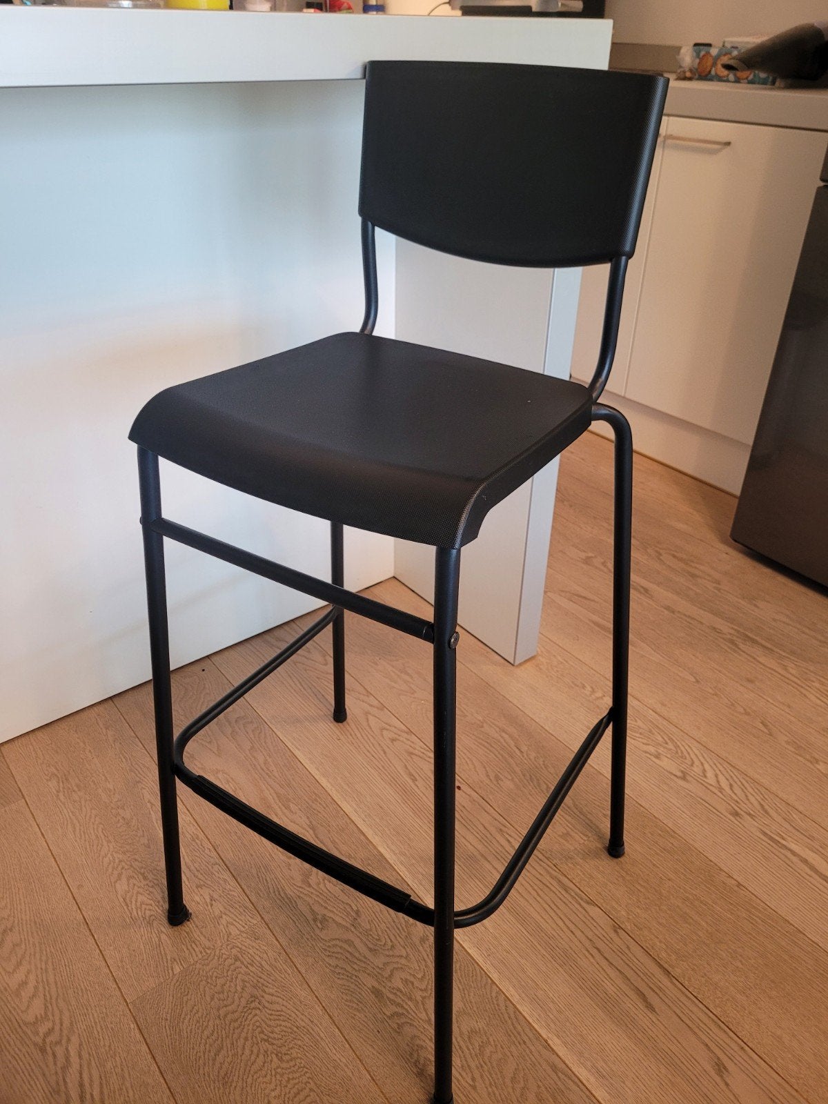 3 chaises de bar STIG IKEA, Enlèvement