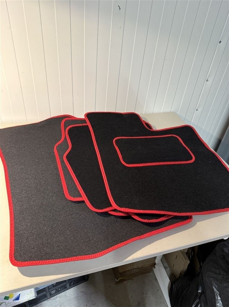 Toyota Aygo [2005-2014] Automatten op Maat - Rood Randje, 1x, Ophalen of Verzenden, Nieuw