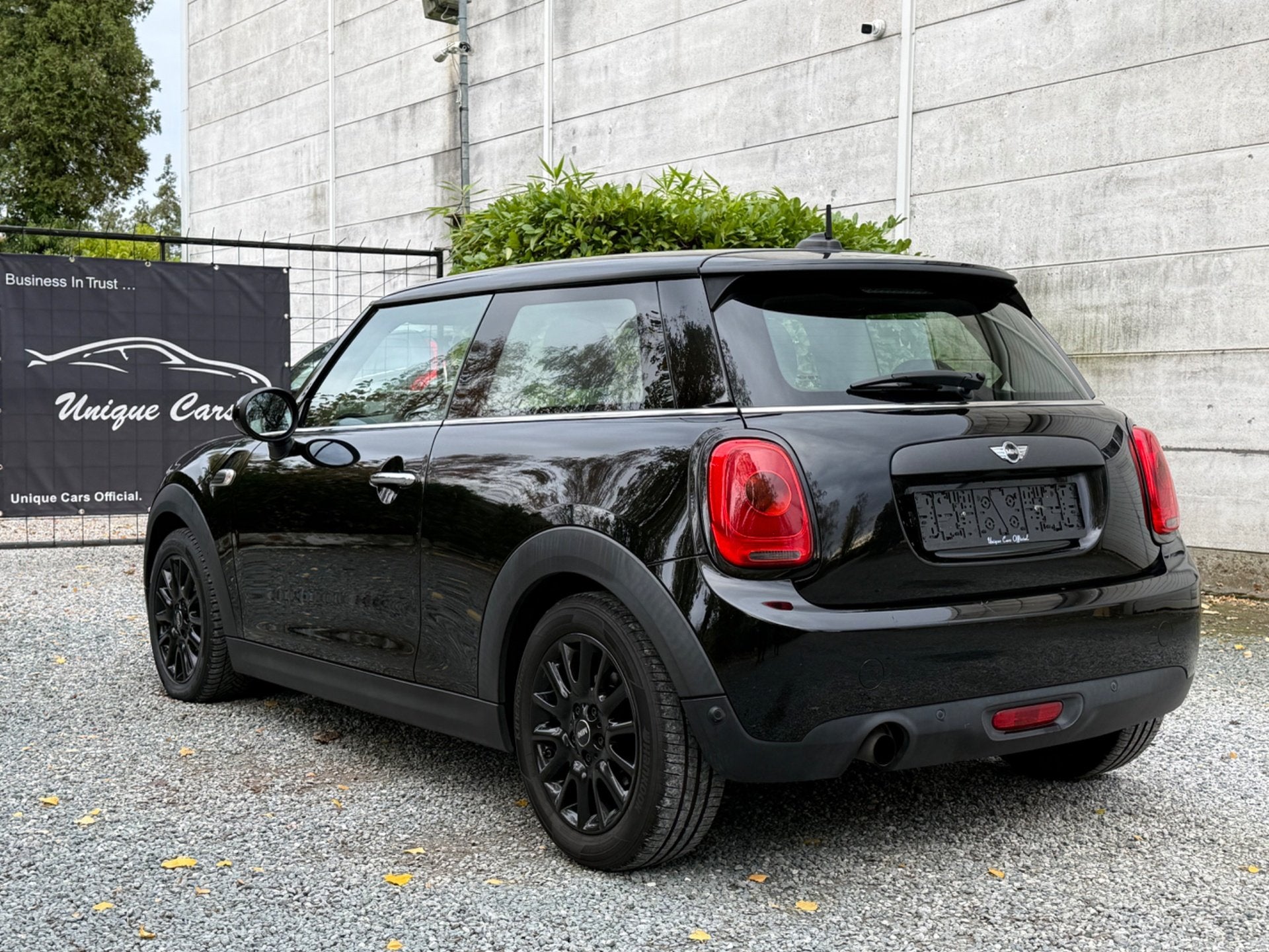 Mini One 3drs 1.2 Benzine 2015 Navigatie Sfeerverlichting, Autos, Achat, Entreprise, 1165 kg, Boîte manuelle