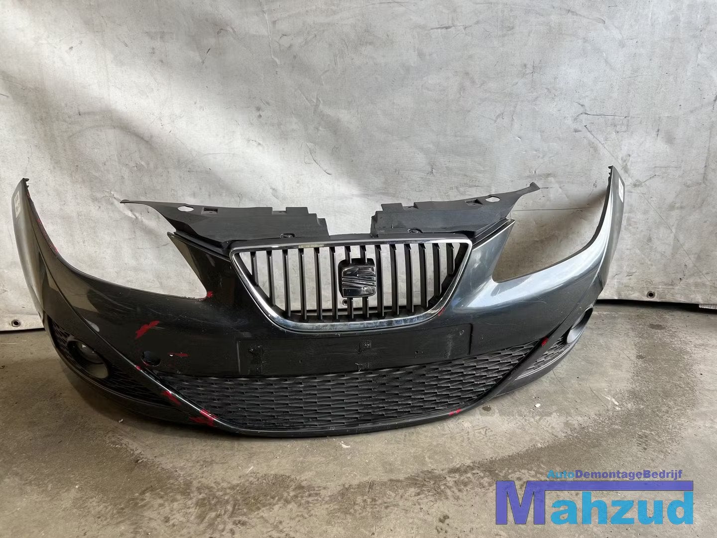 SEAT IBIZA 4 Donker grijs voorbumper bumper voor 2008-2017, Gebruikt, Voor, Autovia A-2, Km 585 585
08760  Martorell, ES, SEAT S.A.