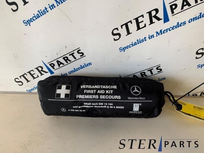 Kit premiers soins d'un Mercedes SL, 3 mois de garantie, Utilisé, -, -