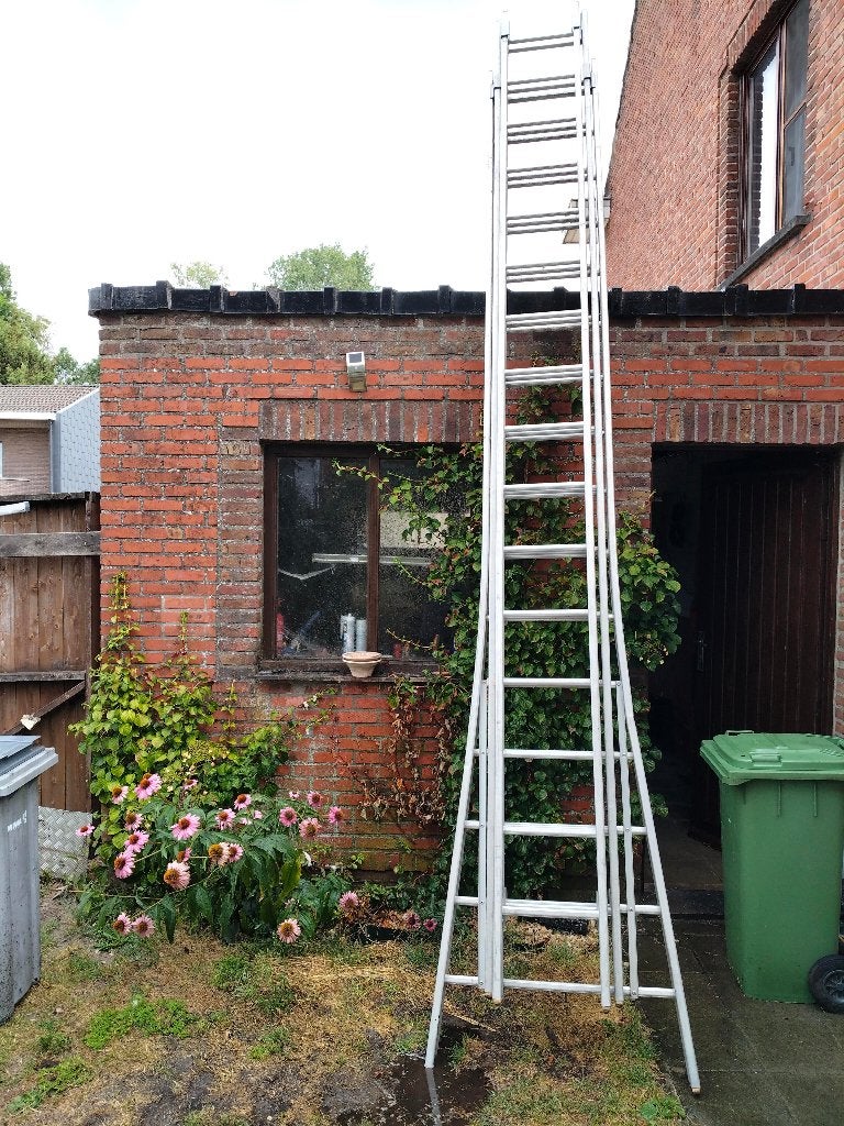3 delige ladder 17x3 treden, Doe-het-zelf en Bouw, Ladders en Trappen, Ophalen, Gebruikt, Ladder