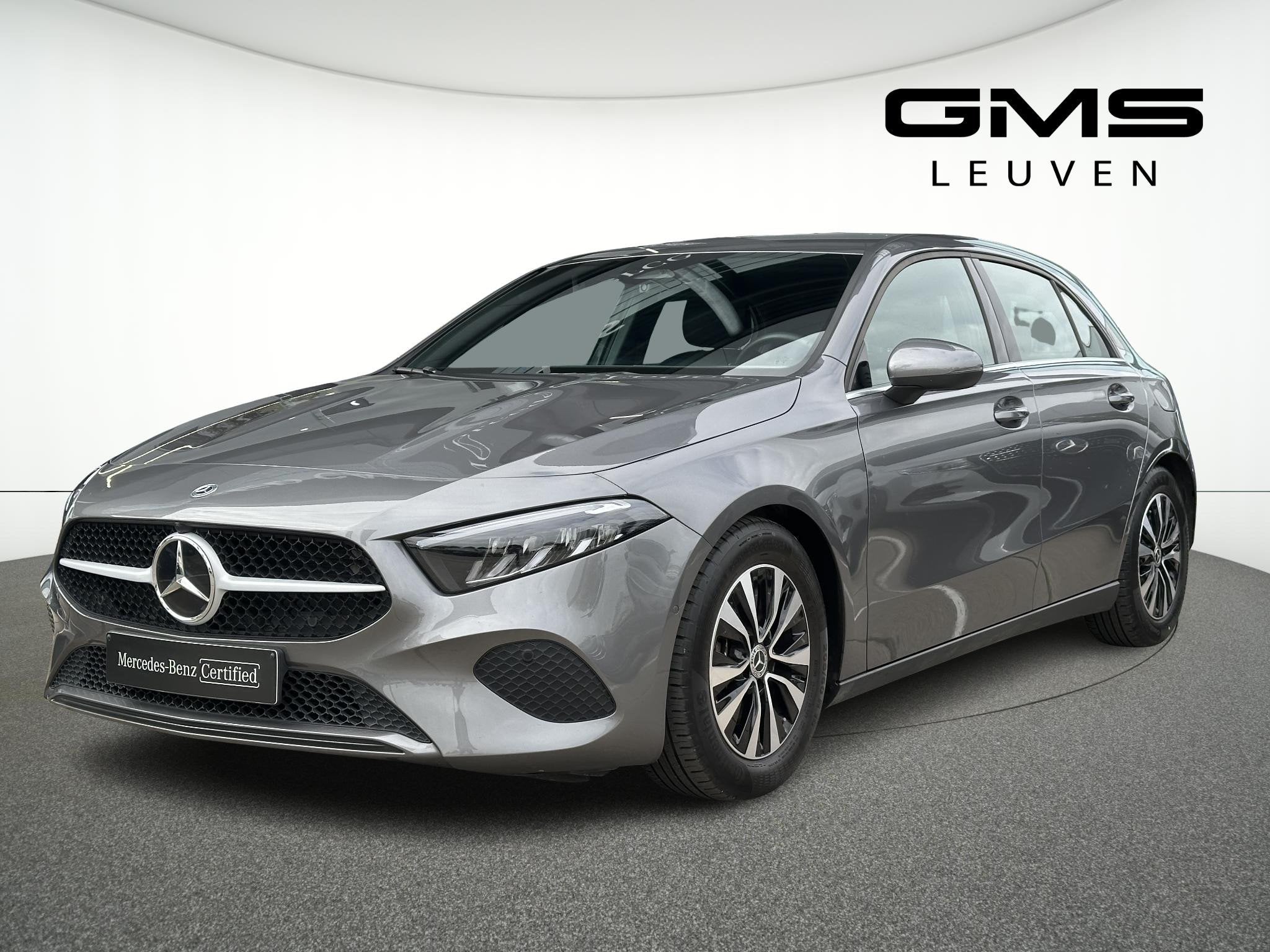 Mercedes-Benz A-Klasse A 180 Style Edition, Stof, 4 cilinders, 136 pk, Electronic Stability Program (ESP)