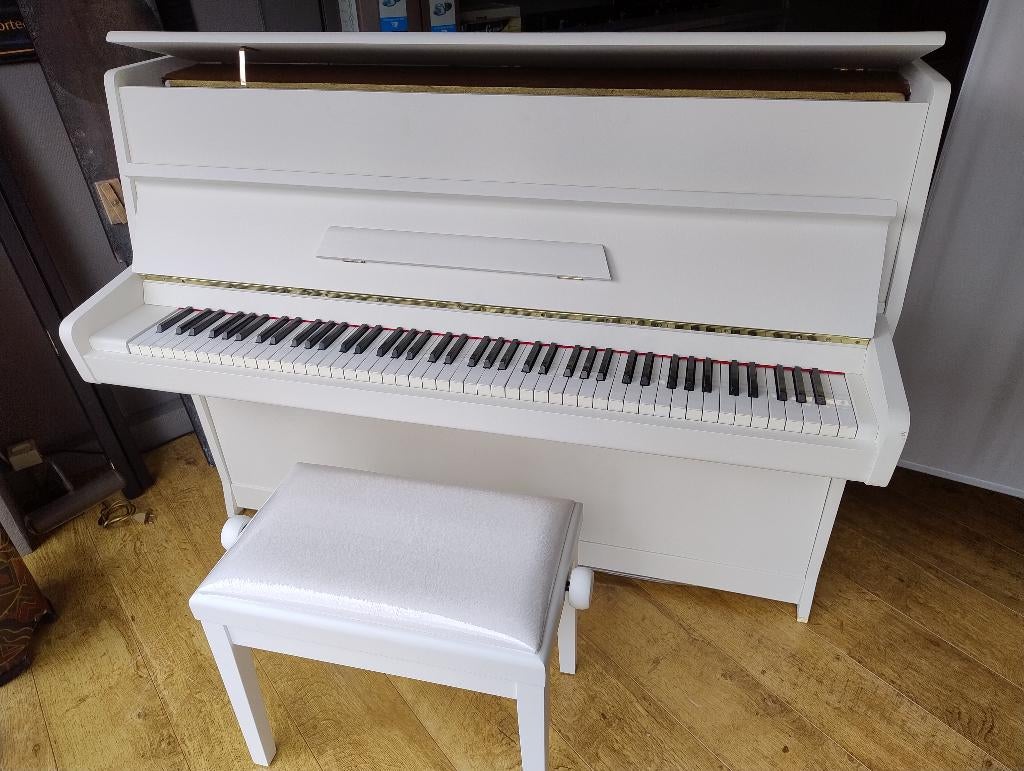 Witte piano Rosler ( mat wit), Verzenden, Gebruikt, Wit, Piano