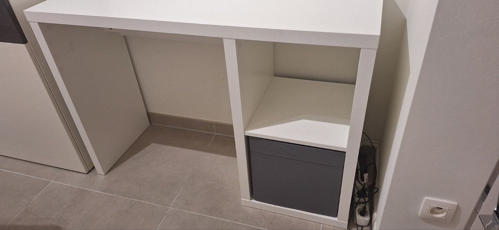 bureau console coiffeuse ikea, Enlèvement, Comme neuf, IKEA, Bois