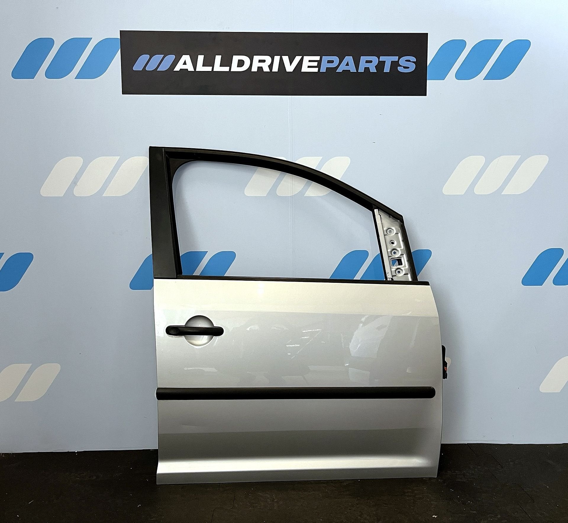 Voorportier rechts VW Caddy zilvergrijs LA7W 2K0831056B, Gebruikt, -, Deur, -