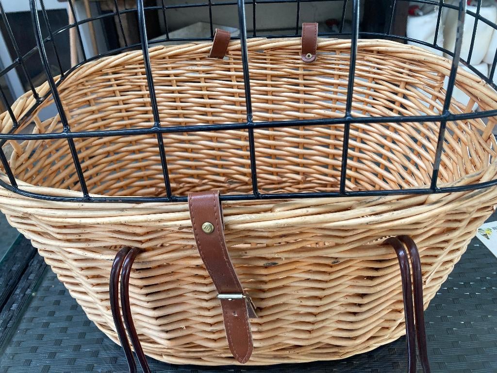 Rieten fietsmand met draadkap – hondenfietsmand bagagedrager, Ophalen, Zo goed als nieuw, Fietsmand, Stuurbevestiging