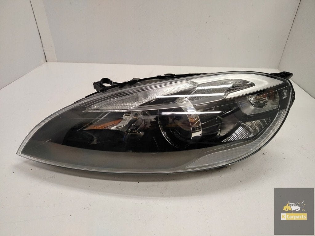31420007, Phare x non gauche pour Volvo V40, neuf et en parf, Gunnar Engellaus vag 8
405 31  Gothenburg, SE, Info@volvocars.com