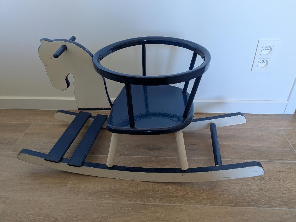 Houten hobbelpaard, Ophalen, Gebruikt