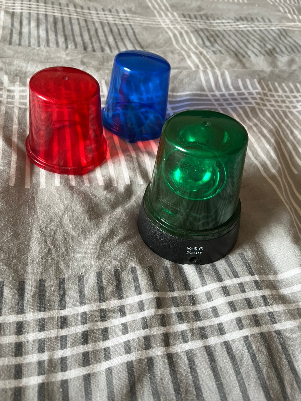 Excentrieke zwaailamp groen, rood ,blauw met reservelamp, Ophalen, Zo goed als nieuw, Zwaailamp (politie)