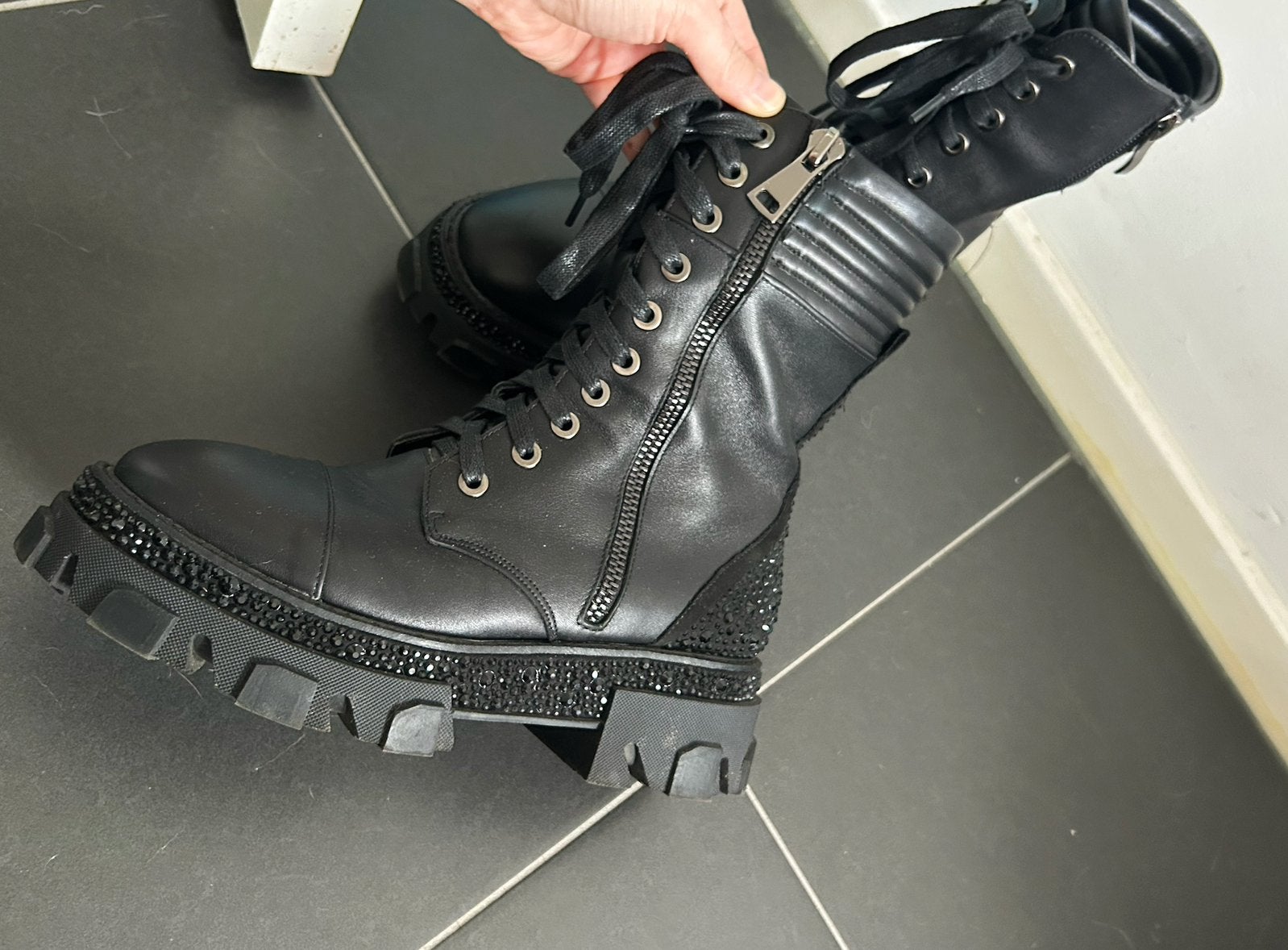Comme de nouvelles bottes à lacets 100% cuir Alma et Pena 40, Neuf, Enlèvement ou Envoi, Bottes hautes, Noir