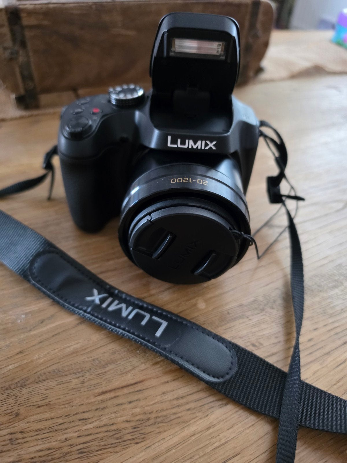 lumix fz 82, TV, Hi-fi & Vidéo, Appareils photo numériques, Sacoche d'appareil photo, Comme neuf, Enlèvement, Bluetooth