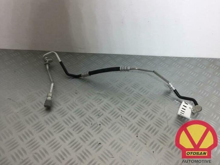 tuyau airco audi a4 8w tuyau airco 8w1816720, AUDI AG, Auto-Union-Strasse 1
85045  Ingolstadt, DE, Audi, Utilisé