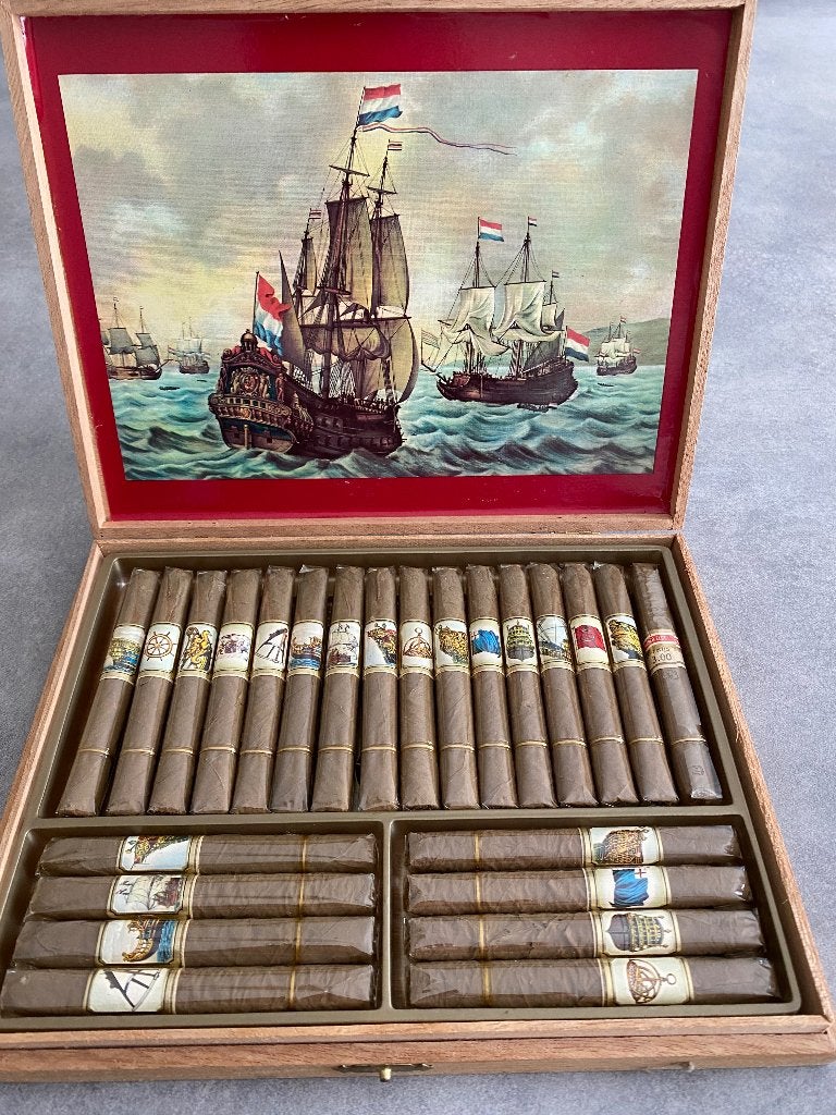 Doos sigaren in mercator doos 24 stuks, Ophalen of Verzenden, Zo goed als nieuw